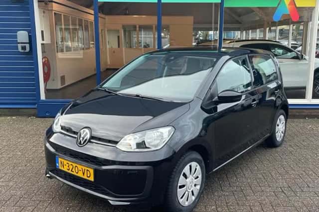 Volkswagen Up! (2022) thumbnail 1