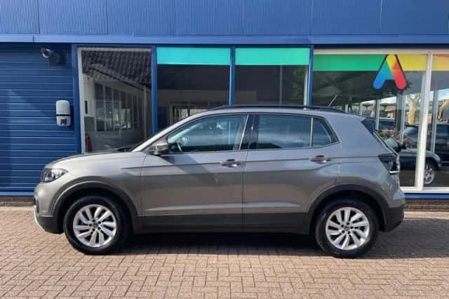 Volkswagen T-Cross (2021) thumbnail 2