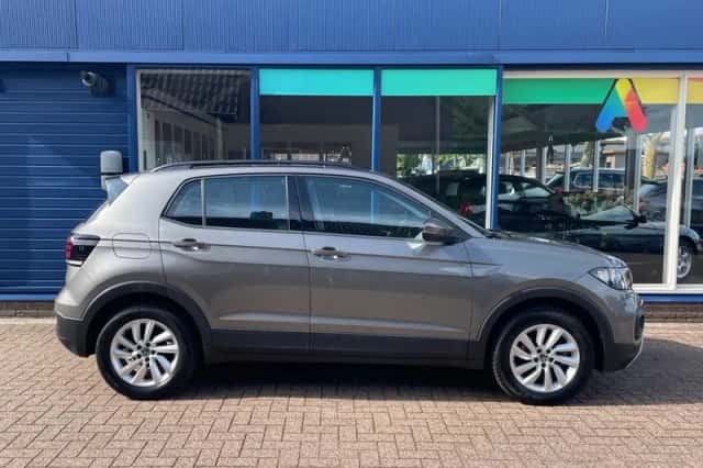 Volkswagen T-Cross (2021) thumbnail 3