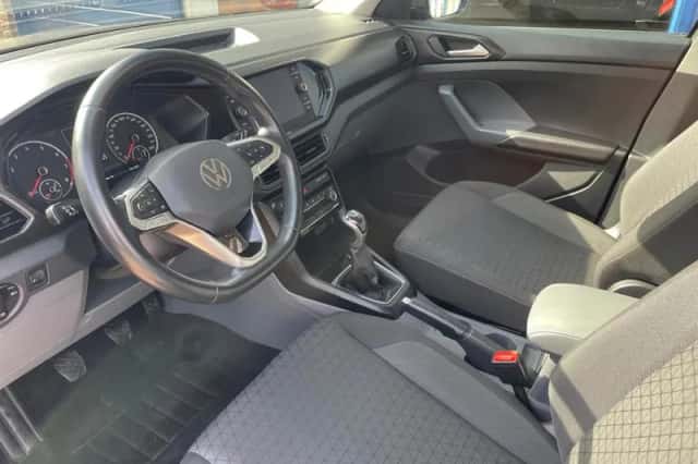Volkswagen T-Cross (2021) thumbnail 4