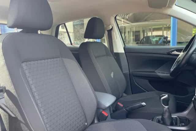 Volkswagen T-Cross (2021) thumbnail 5