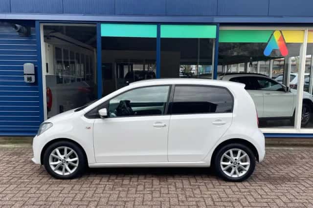 SEAT Mii (2018) thumbnail 3