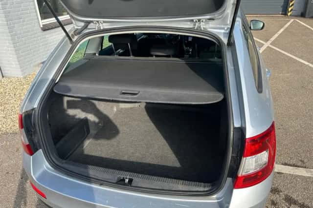 Škoda Octavia (2013) thumbnail 5