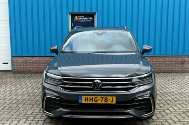 Volkswagen Tiguan (2024) thumbnail 2