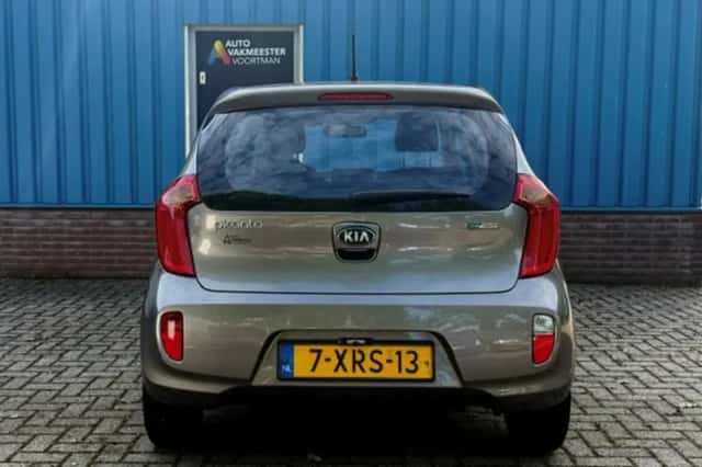 Kia Picanto (2014) thumbnail 4