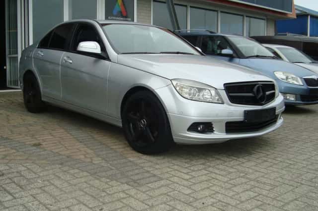 Mercedes-Benz C-Klasse (2008) thumbnail 2