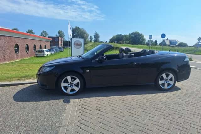 Saab 9-3 (2011) thumbnail 3