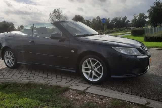 Saab 9-3 (2010) thumbnail 4