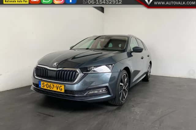 Škoda Octavia (2021) thumbnail 1