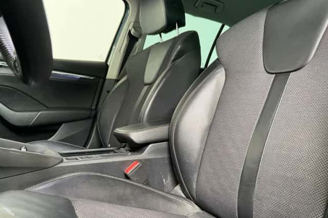 Škoda Octavia (2021) thumbnail 6