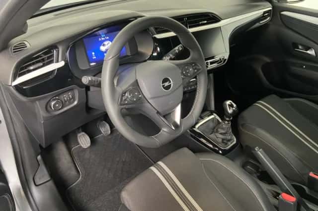 Opel Corsa (2025) thumbnail 3