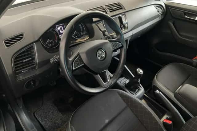 Škoda Fabia (2020) thumbnail 3