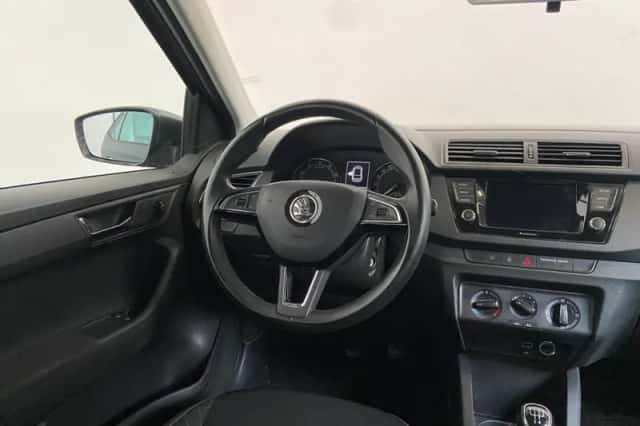 Škoda Fabia (2020) thumbnail 5