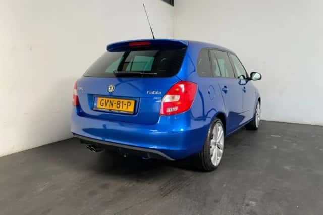 Škoda Fabia (2011) thumbnail 2