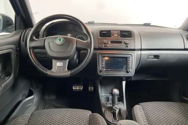 Škoda Fabia (2011) thumbnail 4