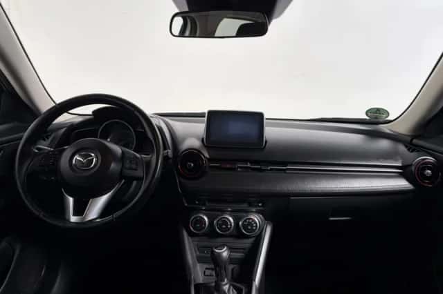 Mazda CX-3 (2015) thumbnail 3