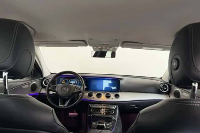 Mercedes-Benz E-Klasse (2016) thumbnail 3
