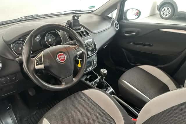 Fiat Punto Evo (2012) thumbnail 3