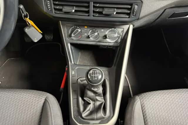 Volkswagen Polo (2018) thumbnail 6