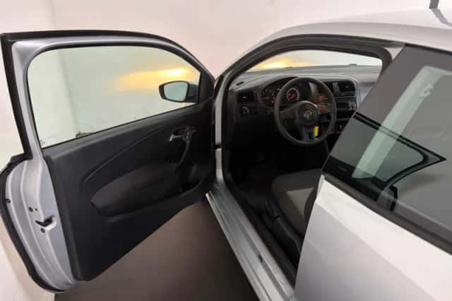 Volkswagen Polo (2013) thumbnail 3