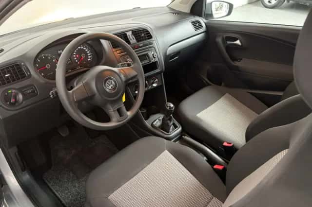 Volkswagen Polo (2013) thumbnail 5