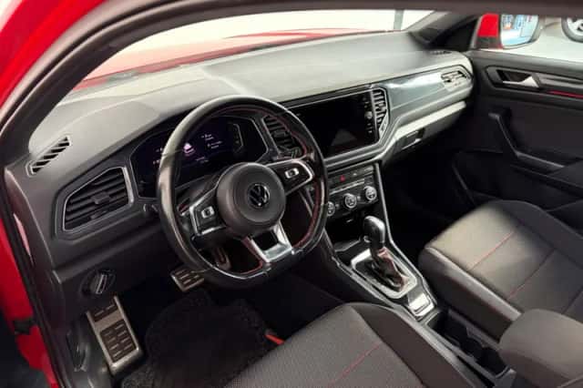 Volkswagen T-Roc (2021) thumbnail 6