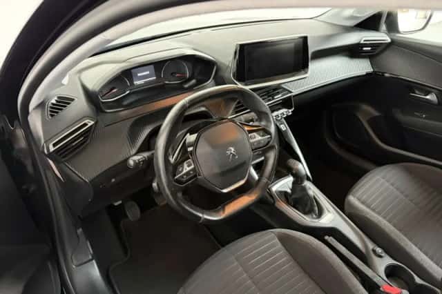 Peugeot 208 (2019) thumbnail 6