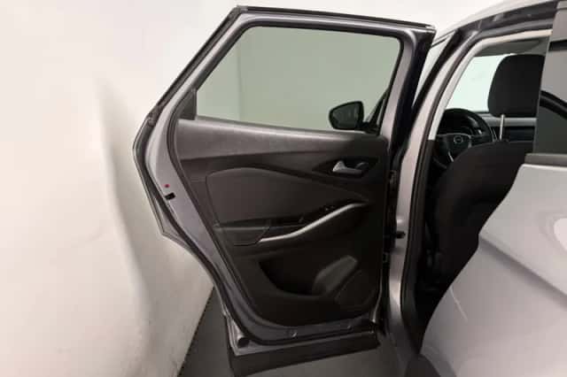 Opel Grandland (2019) thumbnail 4