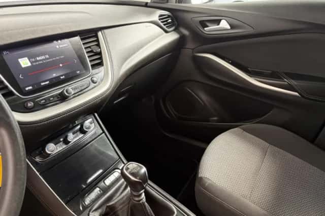 Opel Grandland (2019) thumbnail 5