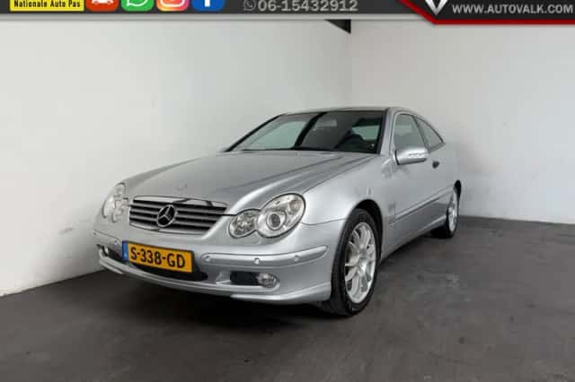 Mercedes-Benz C-Klasse (2004) thumbnail 1