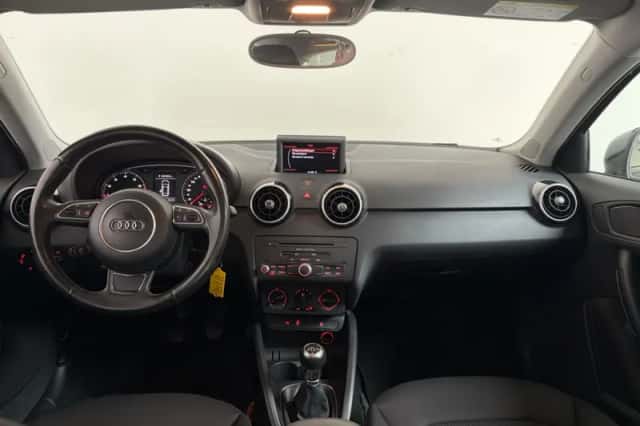 Audi A1 (2014) thumbnail 3