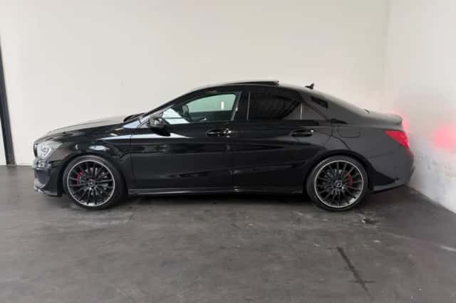 Mercedes-Benz CLA-Klasse (2013) thumbnail 2