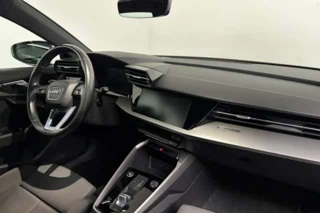 Audi A3 (2020) thumbnail 4
