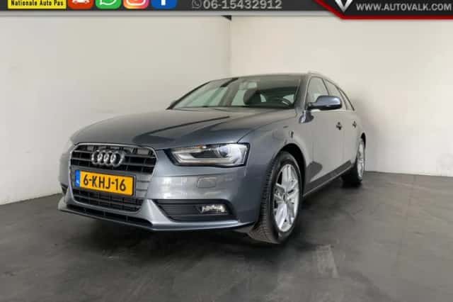 Audi A4 (2013) thumbnail 1