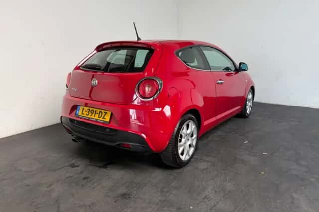 Alfa Romeo MiTo (2013) thumbnail 2
