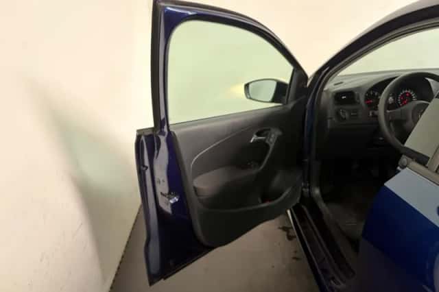 Volkswagen Polo (2009) thumbnail 5