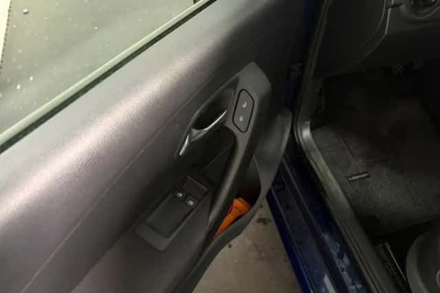 Volkswagen Polo (2009) thumbnail 6