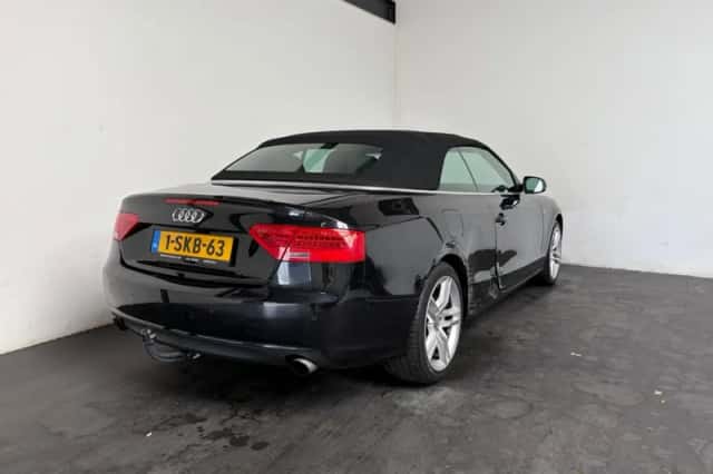 Audi A5 (2013) thumbnail 2