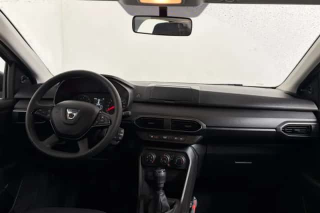 Dacia Sandero (2022) thumbnail 3