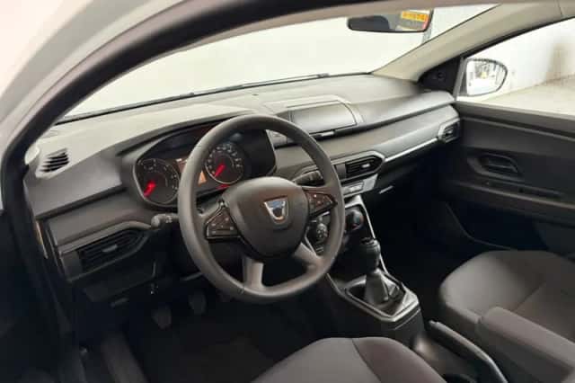 Dacia Sandero (2022) thumbnail 6