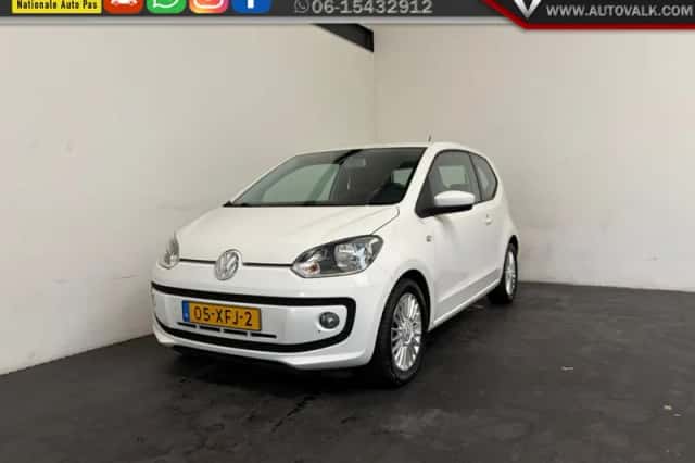 Volkswagen Up! (2012) thumbnail 1