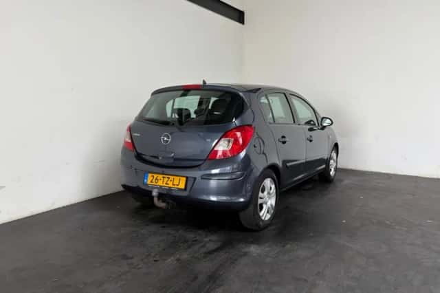 Opel Corsa (2007) thumbnail 2