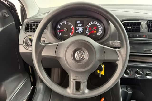 Volkswagen Polo (2012) thumbnail 6