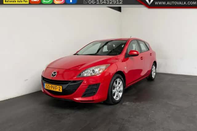 Mazda 3 (2011) thumbnail 1