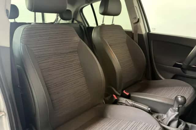 Opel Corsa (2014) thumbnail 5