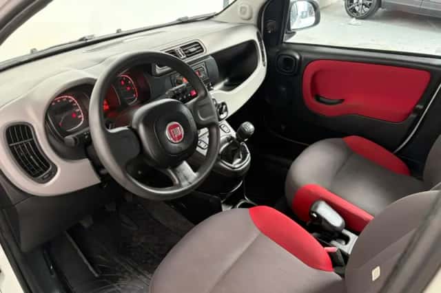 Fiat Panda (2014) thumbnail 3