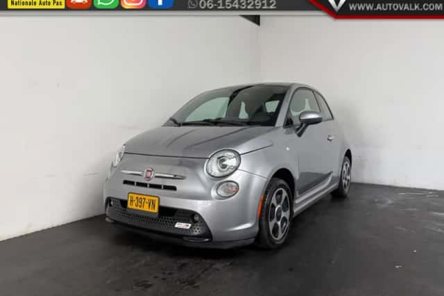 Fiat 500 (2016) thumbnail 1