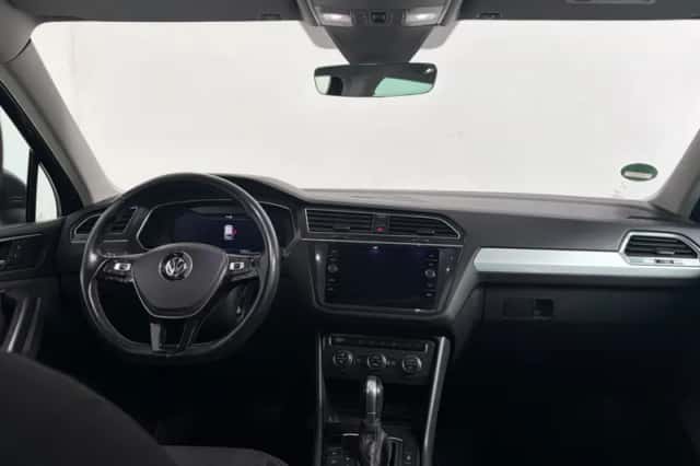 Volkswagen Tiguan (2018) thumbnail 3