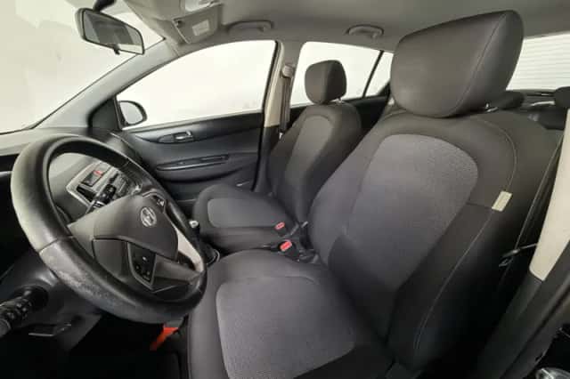 Hyundai i20 (2014) thumbnail 4