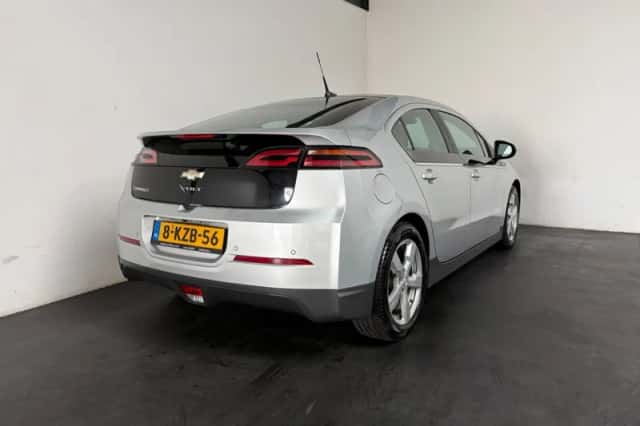 Chevrolet Volt (2013) thumbnail 2